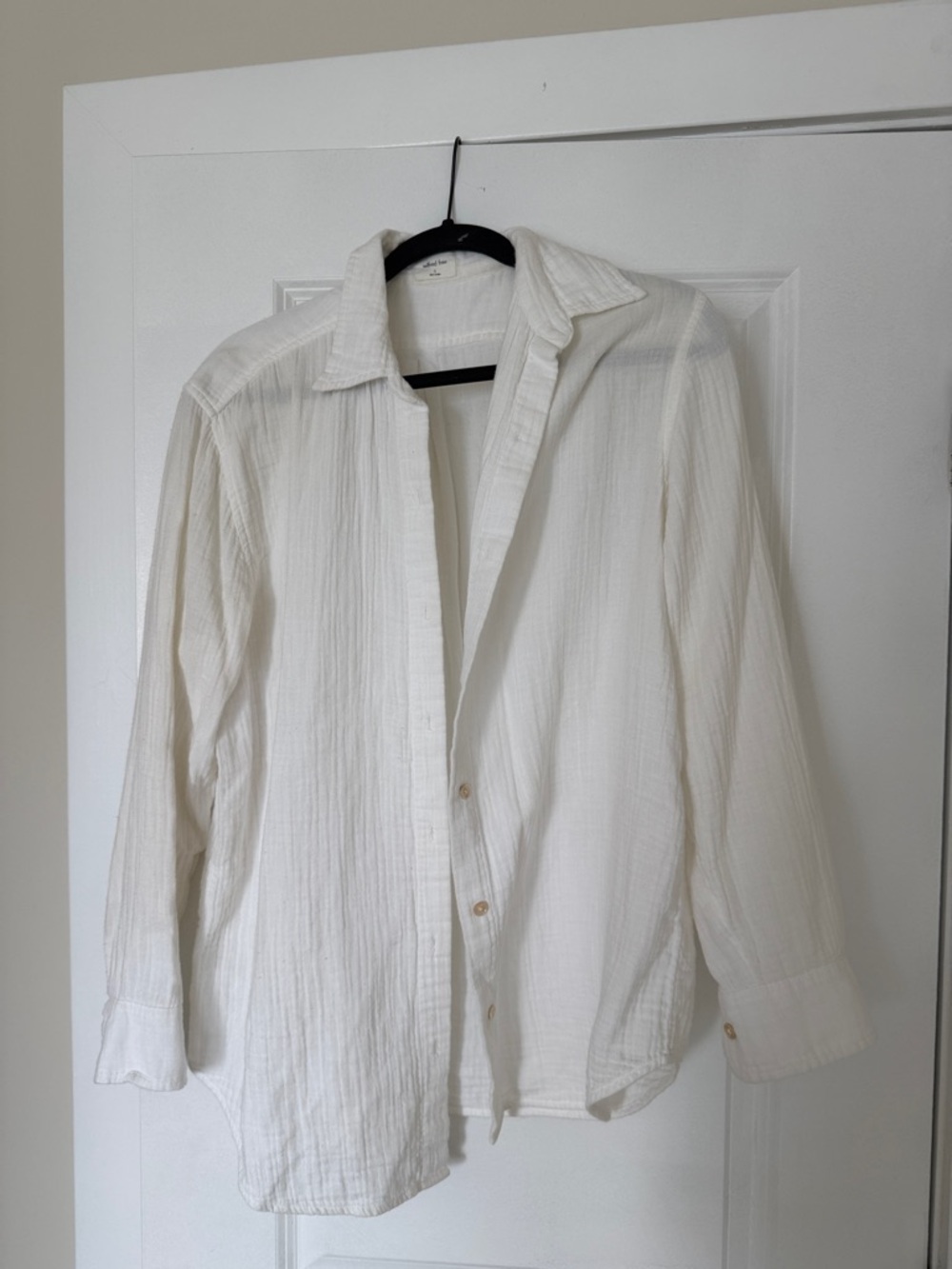 Aritzia Sail long sleeve shirt size small